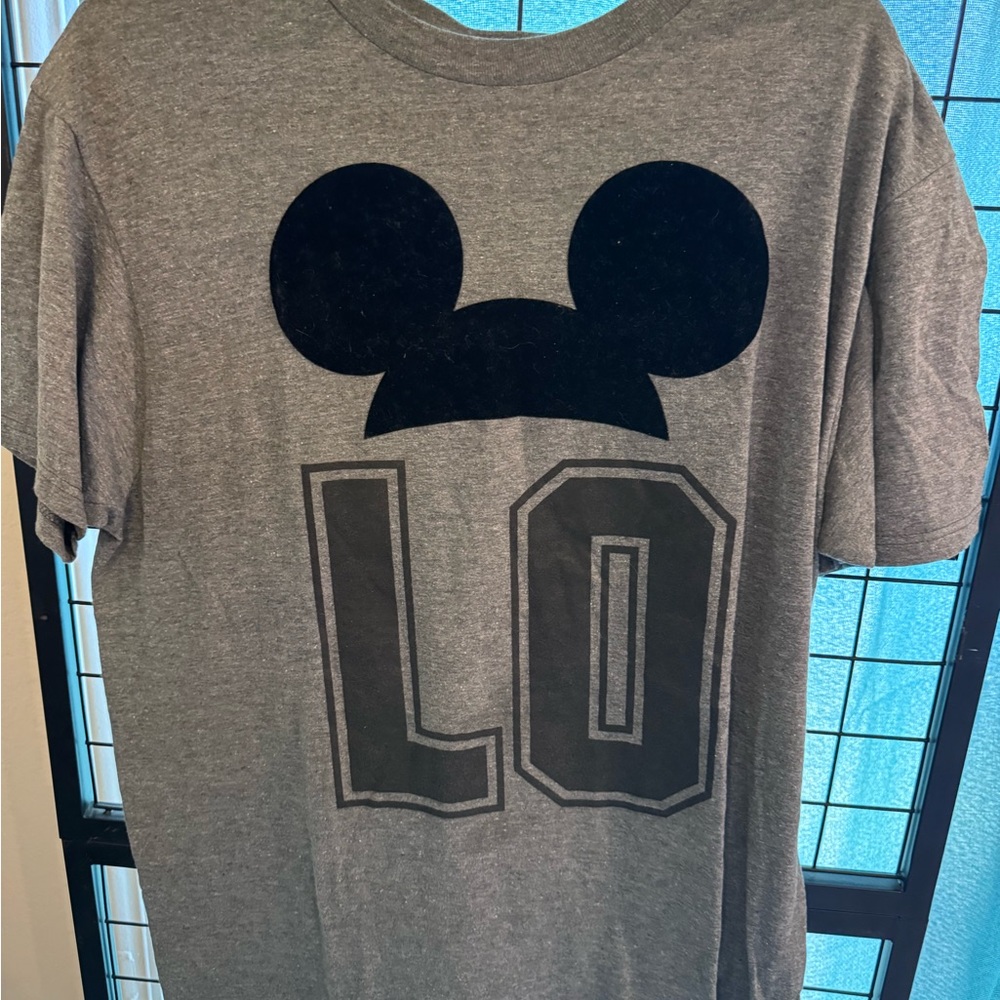 DISNEY MICKEY MOUSE COUPLES SHIRT "LO" MENS SHIRT SIZE Large